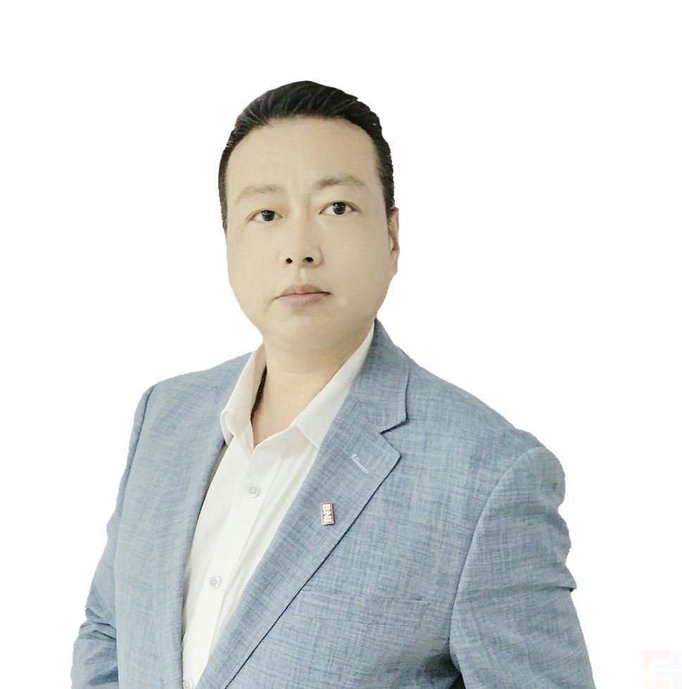 模式顧問(wèn)丁杰